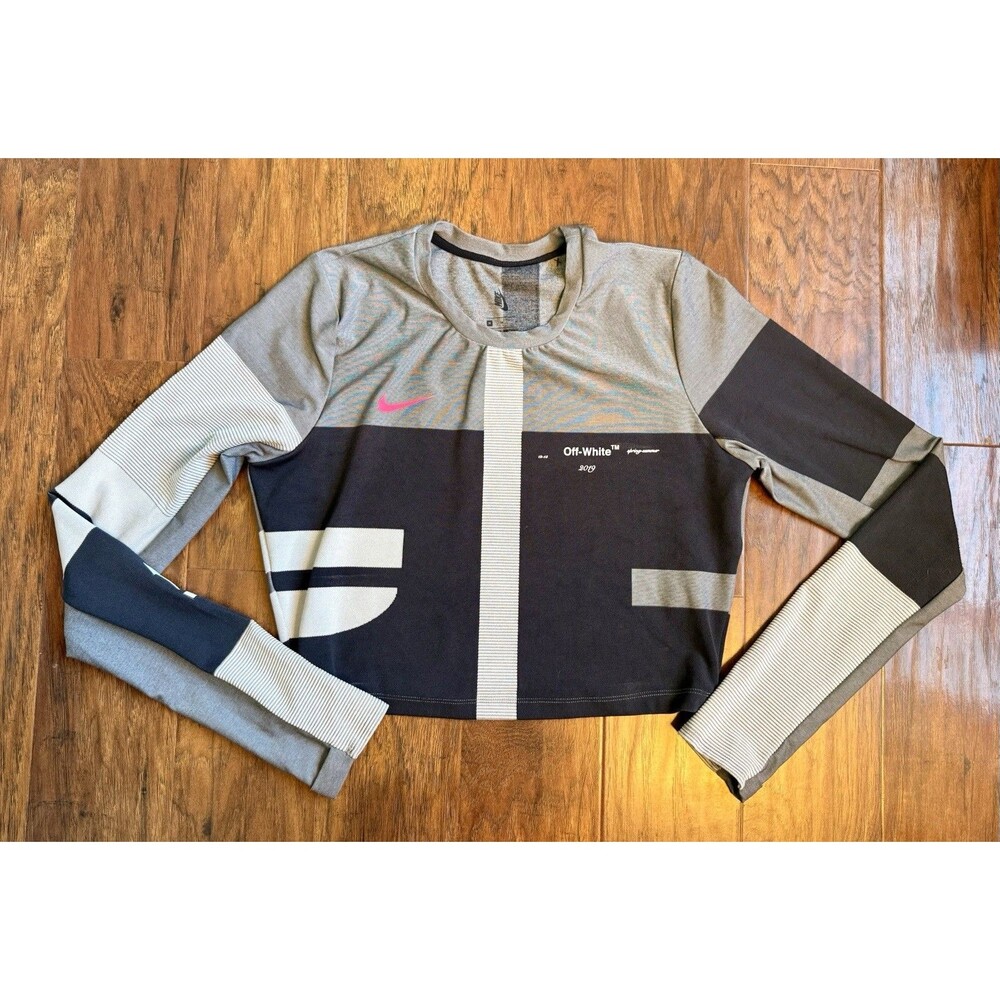 Nike X Off White Women’s Long Sleeve Workout Crop Medium